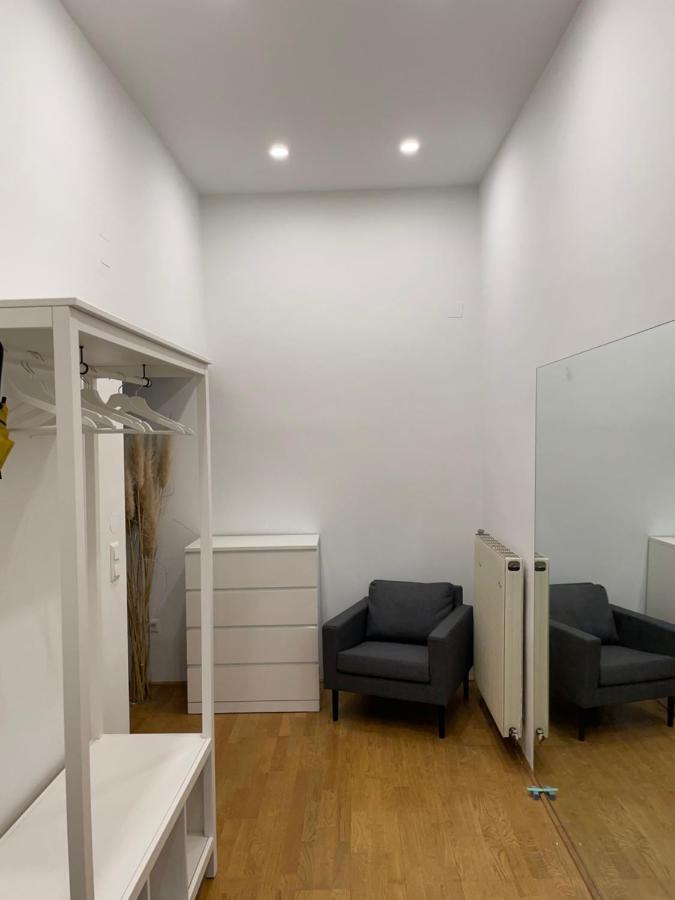 100M2 Apartment Naehe 1010 Wien Luaran gambar